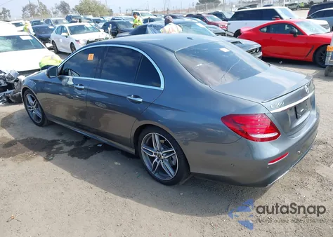 2018 Mercedes-Benz E 300 z USA, uszkodzony, nr VIN WDDZF4JB8JA434973